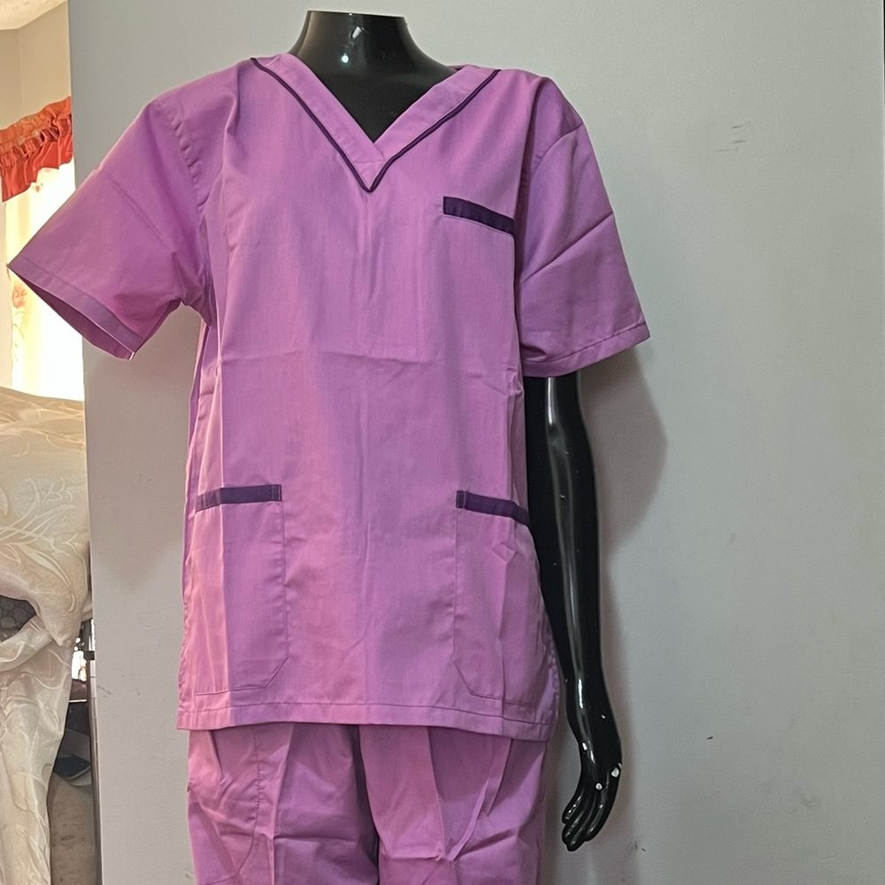 NEW SCRUBSUIT SET LARGE